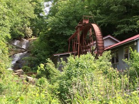 We saw this mill wheel on the way down the mountain.