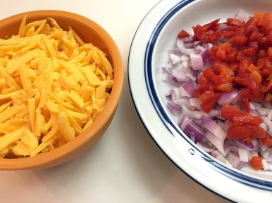 Simple ingredients: Cheese, onion and pimento.